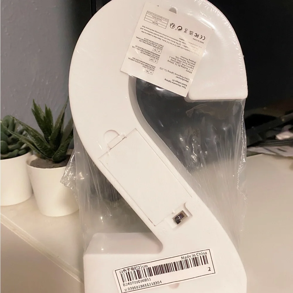 White LED Number 2 Light